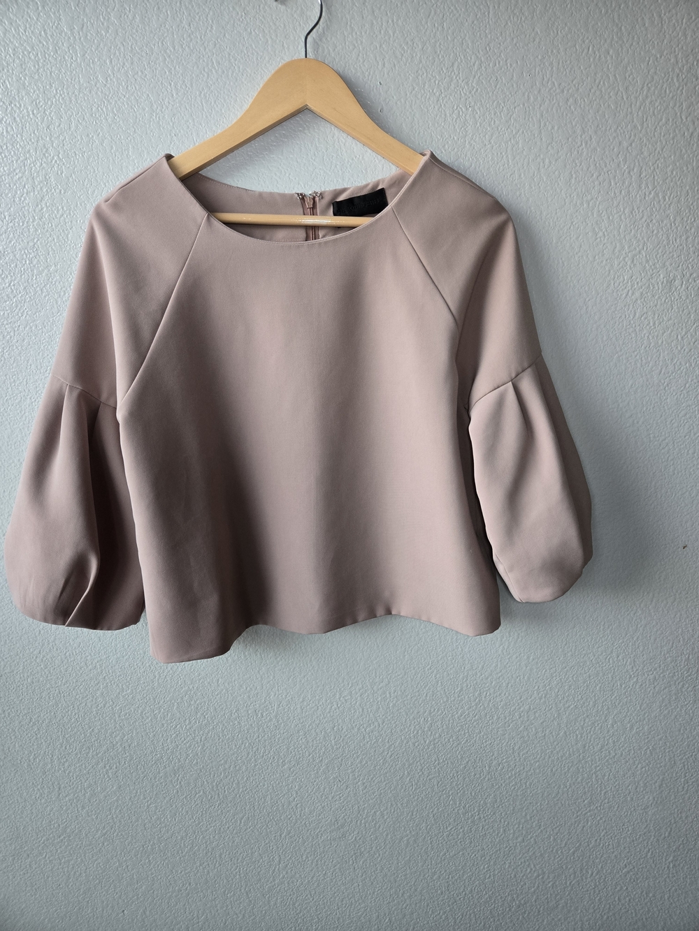 Blaque Label Blush Puff-Sleeve Boxy Top Size Small